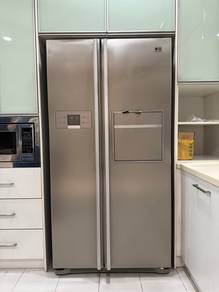 LG side-by-side two panel refrigerator