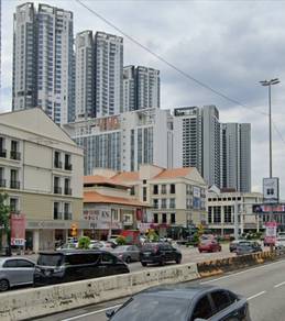 Endlot Shop at popular food area @ Old Klang Road