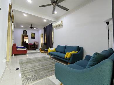 RENOVATEDCANTIK CORNER LOT Single Storey DAISY Bandar Putera Klang