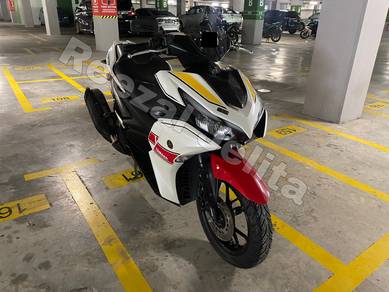 Yamaha NVX V2 ABS Keyless 2022 Standard 100%