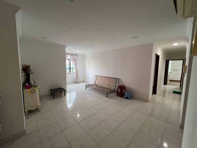 Datin Halimah Larkin | 1270 sqft | Level 13 | Pool and City View