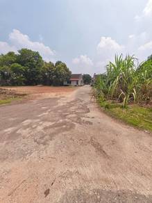 kluang seri lalang shop lot land for sale below market