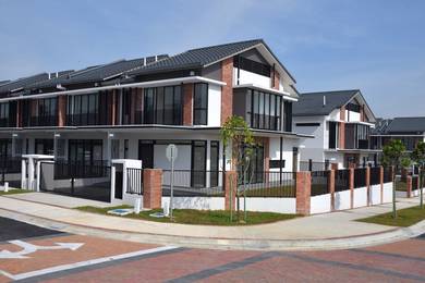 2-storey-Terraced-House-for-sale-Bandar-Sri-Sendayan-Negeri-Sembilan