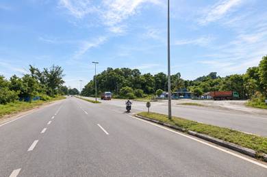 [LALUAN KE PORT ZONING INDUSTRY BELOW MARKET] Tanah Pertanian Kuantan