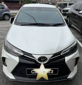 Toyota YARIS 1.5 E MY19 FACELIFT (A)