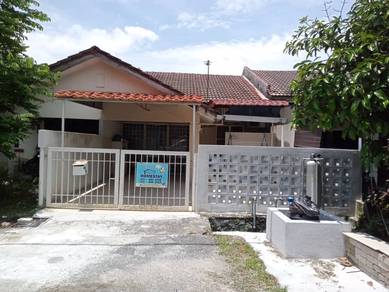 Firzan Homestay Bukit Mahkota KUIS Bangi Nilai