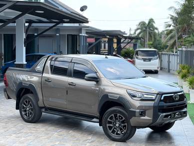 2022 Toyota HILUX 2.8 ROGUE (A) LIKE NEW CASH LOAN