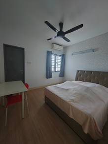 Partially Furnished Link House For Sale, Cahaya Spk Shah Alam