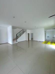 cluster semi d,0%,freehold,near highway,nilai,facing golf view