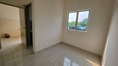 Single storey 27x100 corner 4r3b newly completed