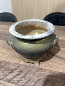 Three-legged metal incense burner (Tripod Censer)