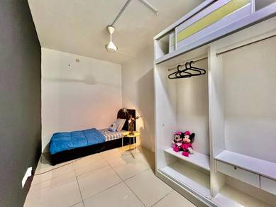 PV20 Female Single Room Near TAR UMT Setapak Central & Wangsa Maju LRT