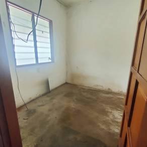 WTS Corner Lot Single Storey Taman Raja Musa Kuala Selangor