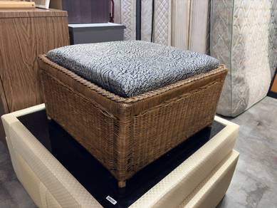 stool rotan