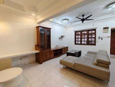 Kulai Taman Putri 2 / Fully Furnished / Double Storey / Near Indahpura