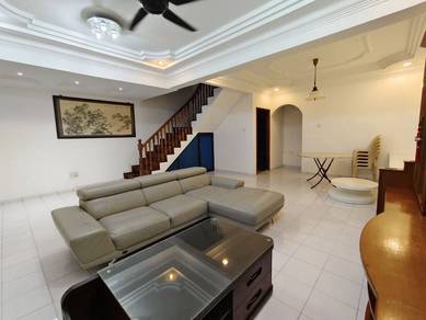 Kulai Taman Putri 2 / Fully Furnished / Double Storey / Near Indahpura