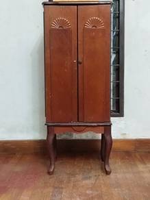 Armoire, glass display, giant vase