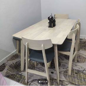 meja makan kayu 6 seaters, Ada bench