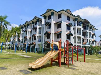 Indah Court @ Bukit Indah Master Bedroom and Common Bedroom