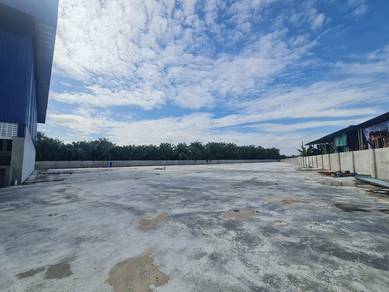 Bukit Minyak Warehouse / Factory