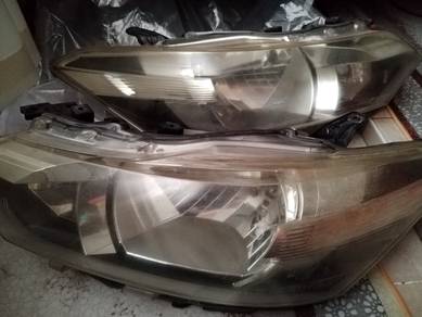 Headlamp Vios ncp150 