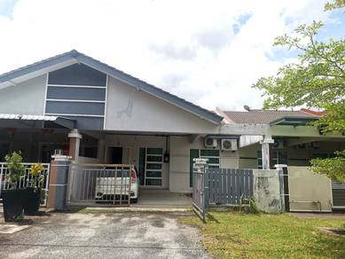 (Huge Parking) Bukit Katil Damai 1sty 4 beds Good Condition 1950sqft