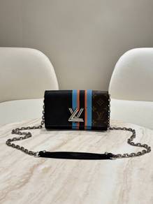Louis Vuitton Twist Monogram Canvas