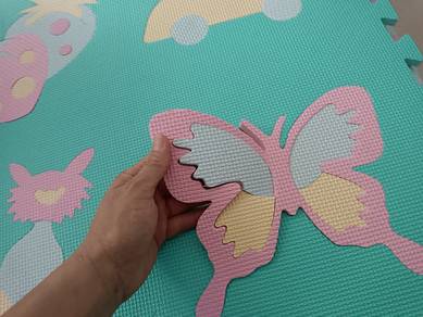 Preloved kid play mat