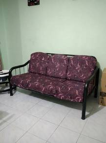 sofa.. pick up area shah alah