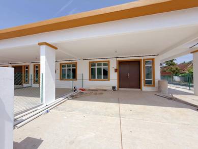 Long Backyard Ready Move In Full Loan Single Storey Bukit Katil Caltex