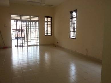 Rumah untuk di sewa Taman Pulai Jaya