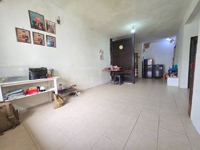 Permas Jaya Mid Low Cost Flat Good Conditon For Sale