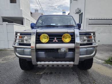 2003 Mitsubishi PAJERO 2.4 T V31V (M)