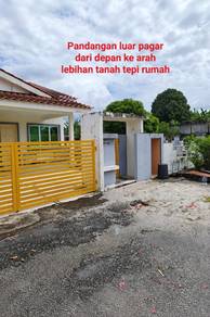 SEMI-D SETINGKAT CORNER LOT | TANAH Taman Halaman Indah,jawi