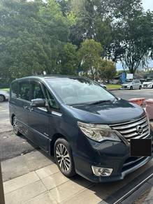 Nissan SERENA 2.0 S-HYBRID HIGHWAY STAR