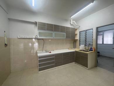 Partially Furnished Seaview Tower, Harbour Place, Butterworth