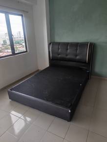 Bed only Queen Size 