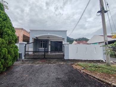 Single Storey Terrace end lot (Taman Bukit Kristal)