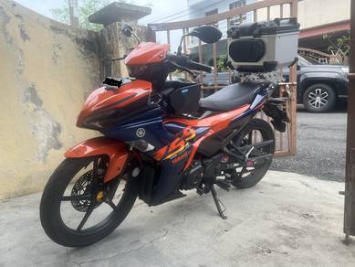 Y16zr