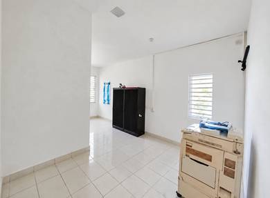 Corner lot Terrace 2 storey Taman Putra Impiana for rent