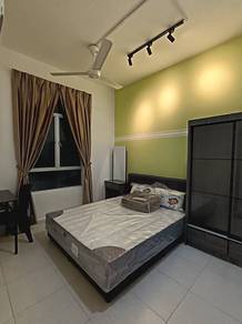 Room for rent at Suriamas Suites Condominium @ Larkin JB Town