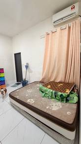 (Female only) Cozy En-Suite Room for Rent in Labuan