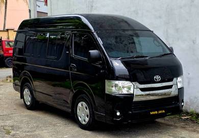 Toyota Hiace KDH200 2.7 Petrol Highroof Window Van