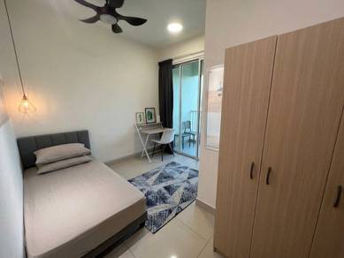 ZERO DEPO Male Balcony Medium Room@SUASANA Damansara North–Walk to MRT