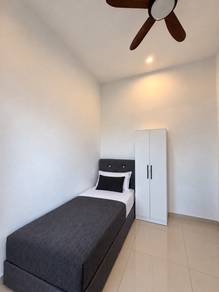 Single Bedroom Aircond La Casa Lunas