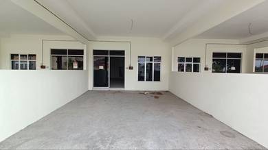Rumah 4 Bilik Bersebelahan SMK Peramu