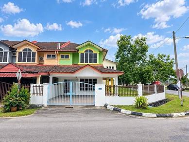 Corner Lot Double Storey Terrace untuk Dijual | Taman Pelangi Semenyih