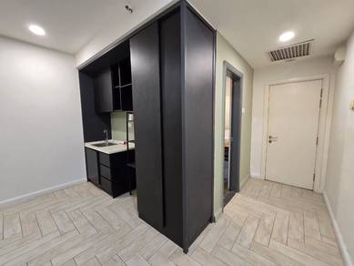Empire City@damansara perdana studio partly take bus to mrt 1u