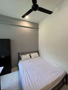 Summer Park Townhouse@Seri Alam Ground Floor (Good condition)