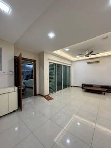 Amanria Residence,3 Storey House Bandar Puchong Utama  For Sale